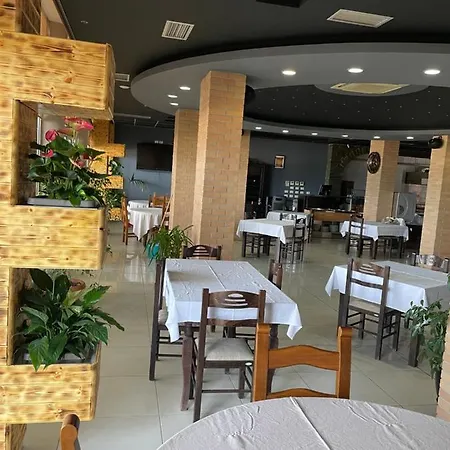 Espana 3* Škalngur