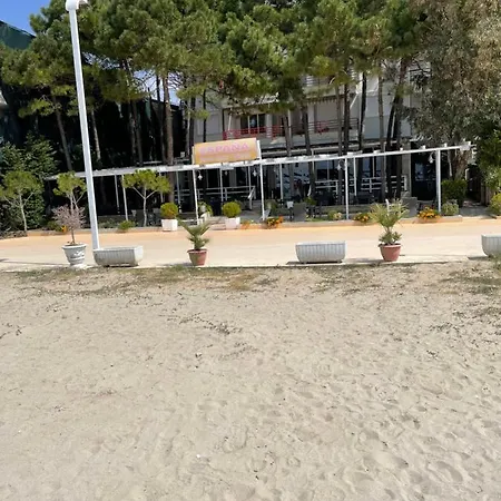 Espana Hotel 3*
