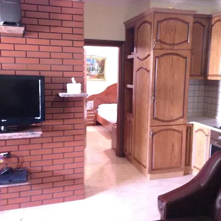 Espana Hotel Shkallnur