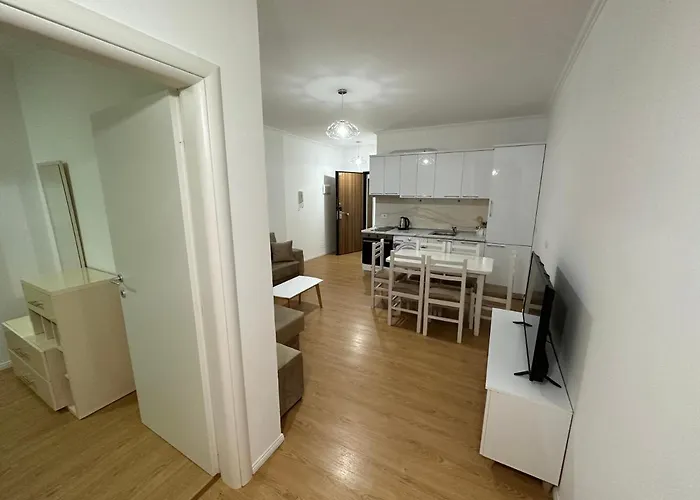 Espana Hotel Shkallnur