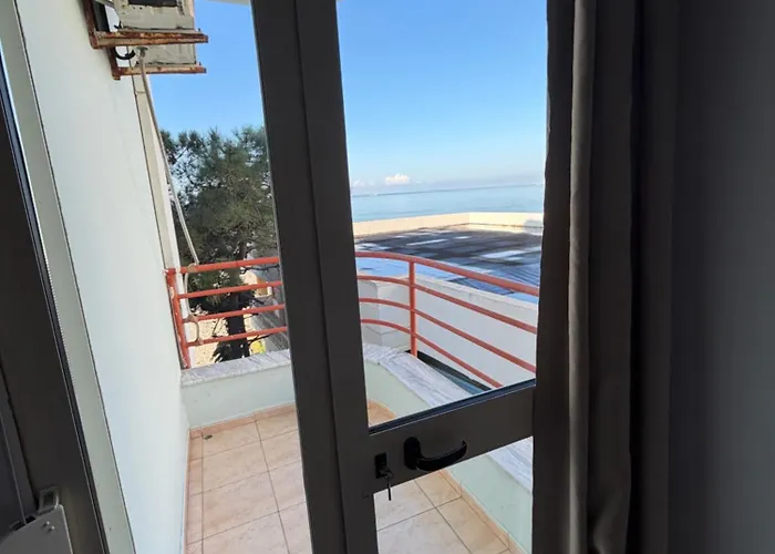 Espana Hotel Shkallnur