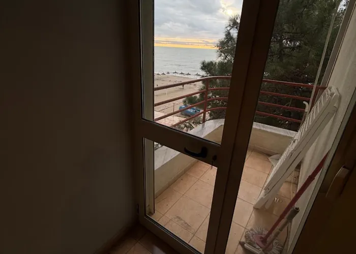 Hotel Espana Shkallnur